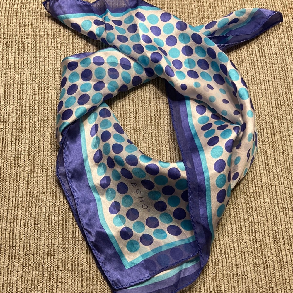 Scarf ECHO Polk dot Size OS 8.5x8.5 square used.